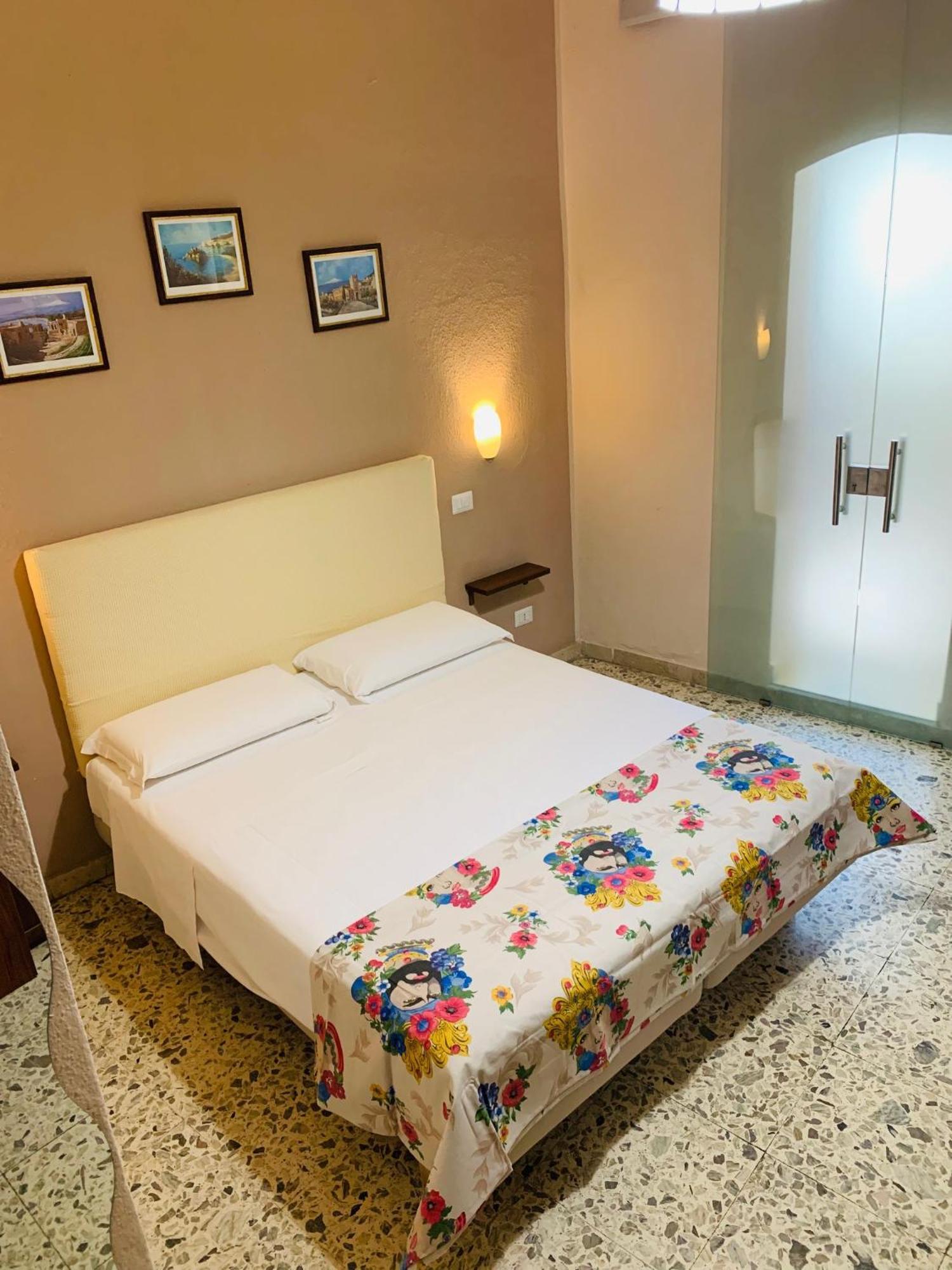 Casa Melany Apartment Taormina Exterior photo